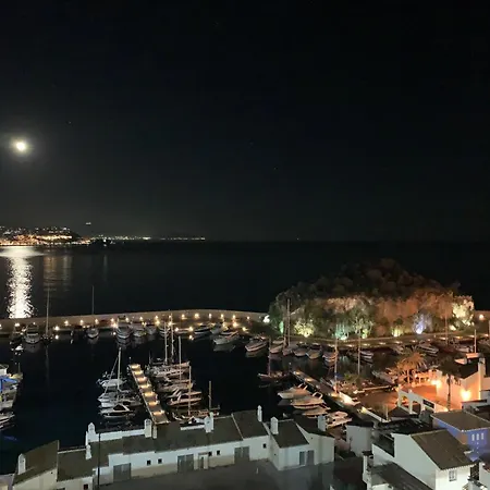 Cona Marina Luxury *